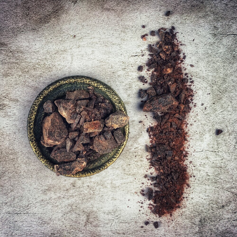Dragon's Blood Love Spell Uses: How to Use Dragon's Blood in Love Magic