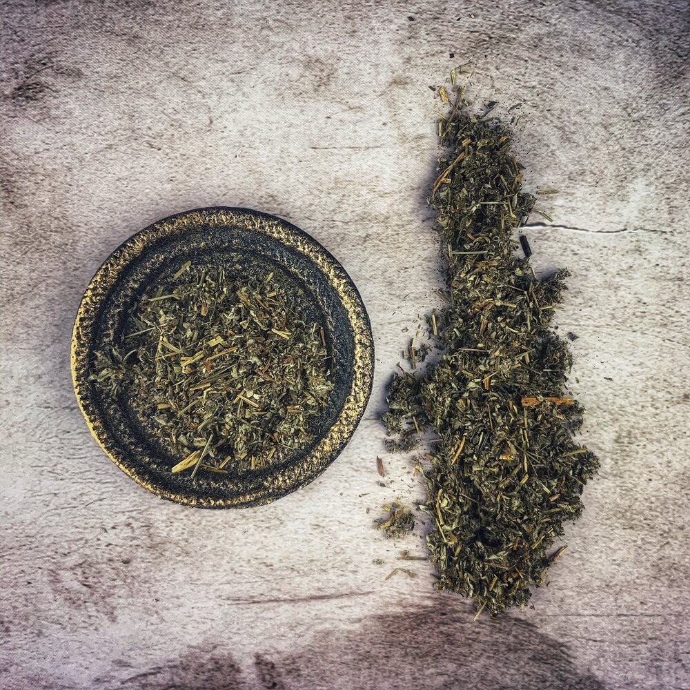 Five Finger Grass - Cut & Sifted - Luck, Money & Protection Herb for love magic