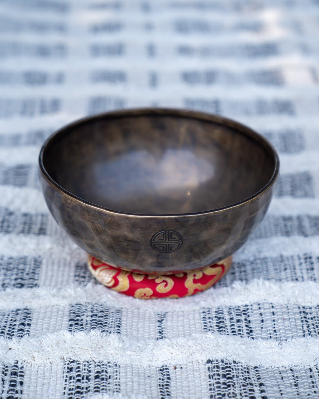 Root Chakra Full Moon Singing Bowl