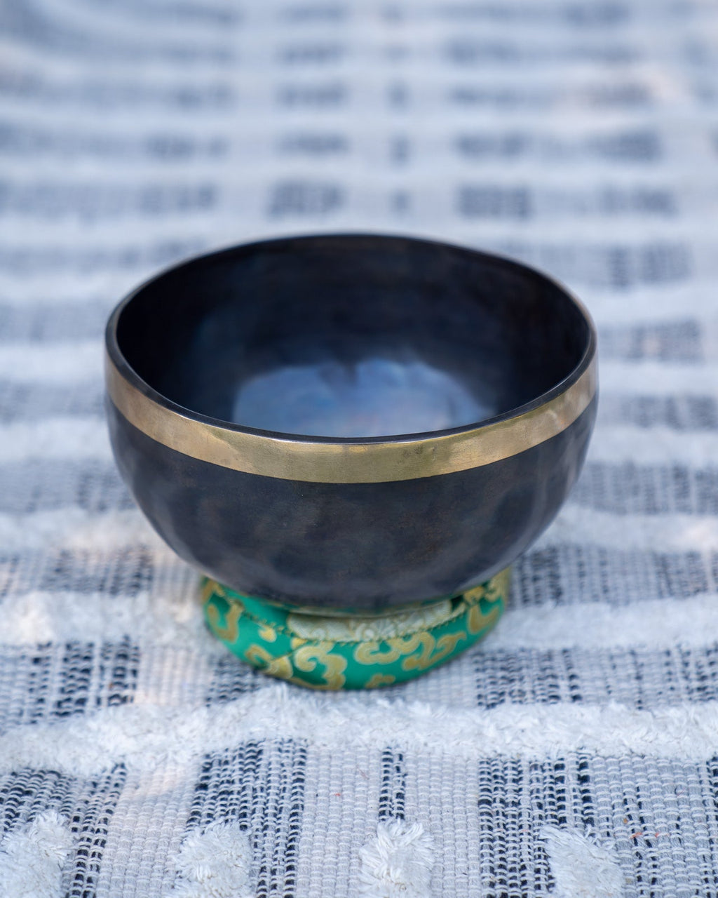 Heart Chakra Singing Bowl in F