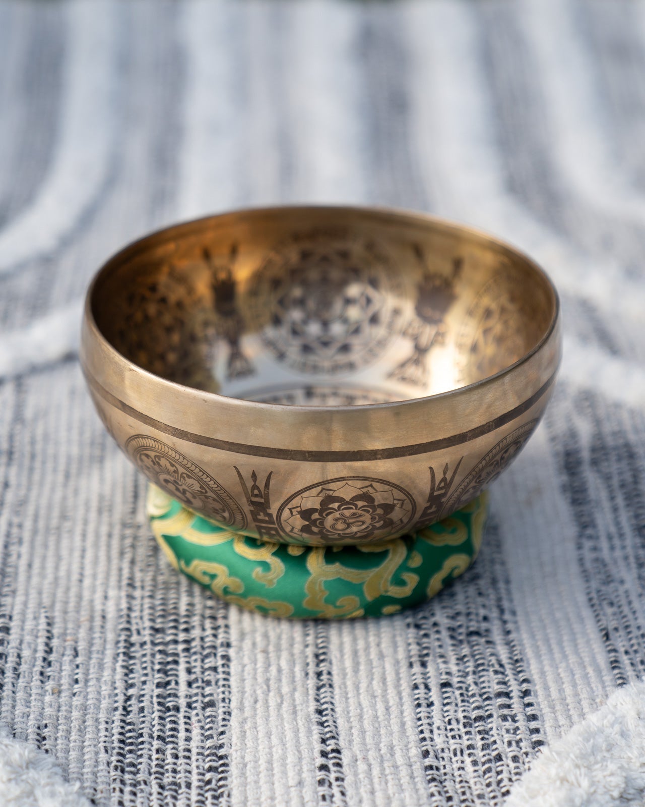 Special Carved Singing Bowl Set