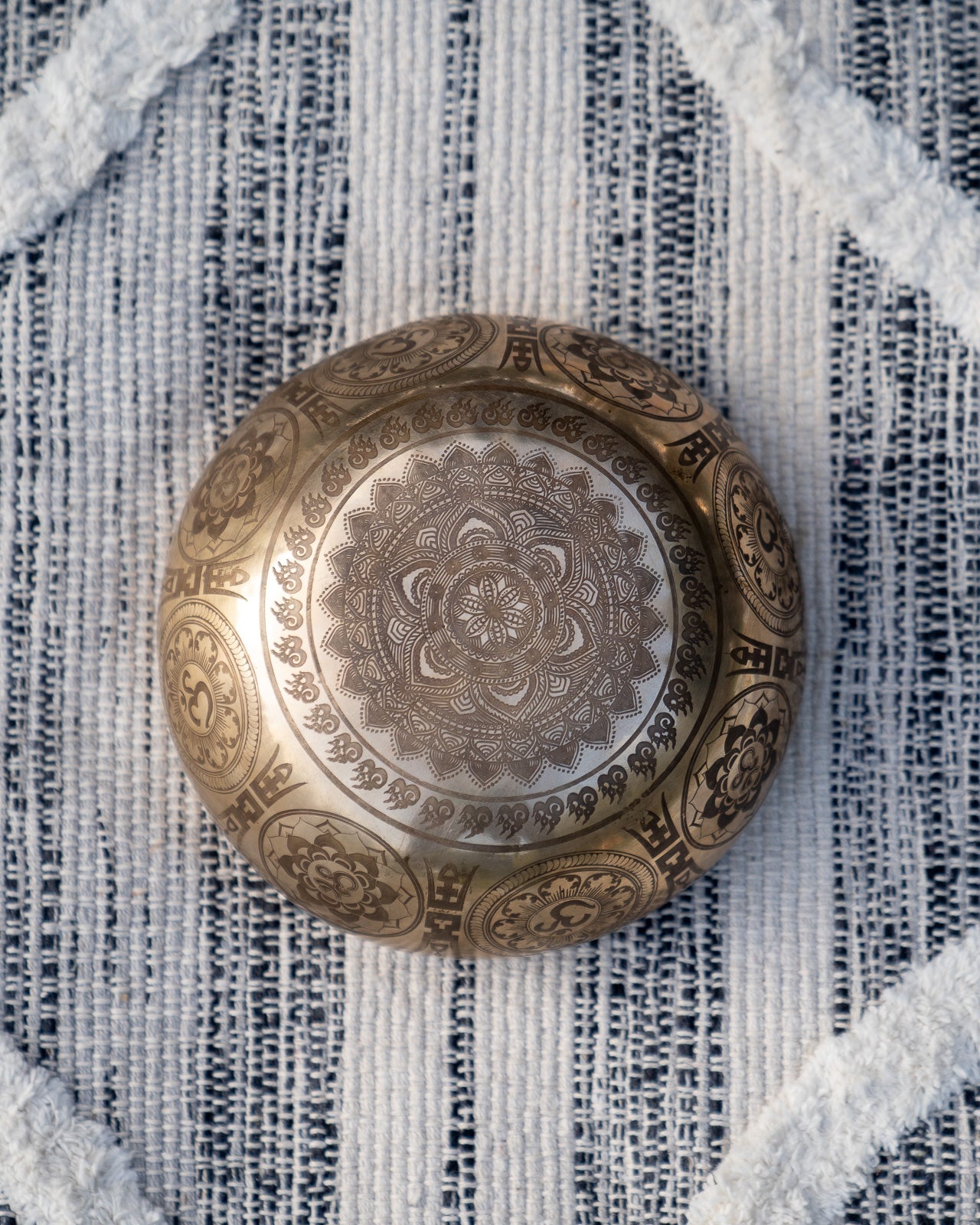 Special Carved Singing Bowl Set