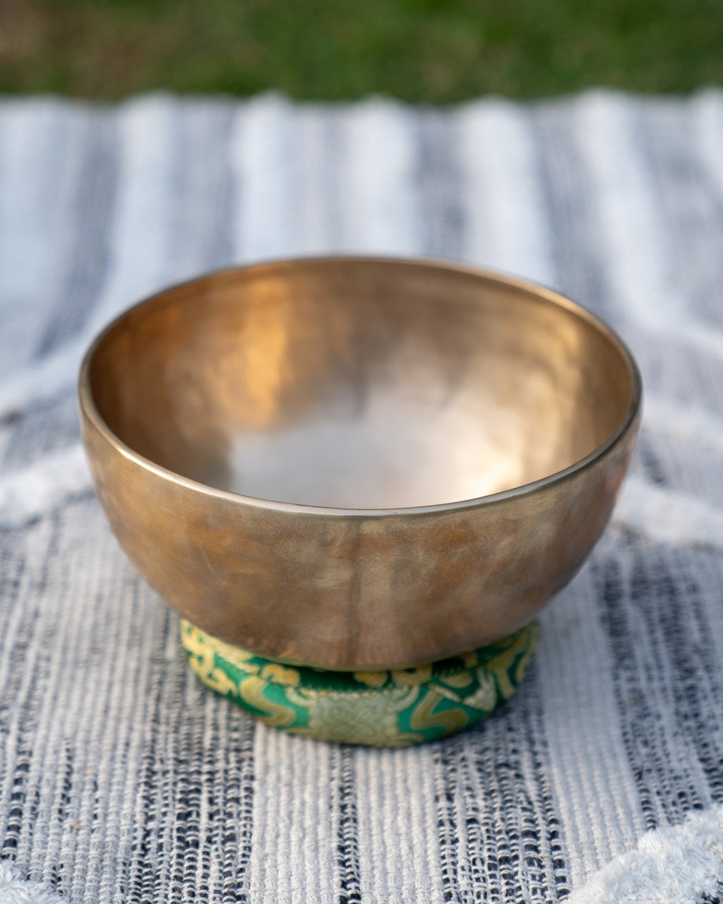 Heart Chakra Singing Bowl in F