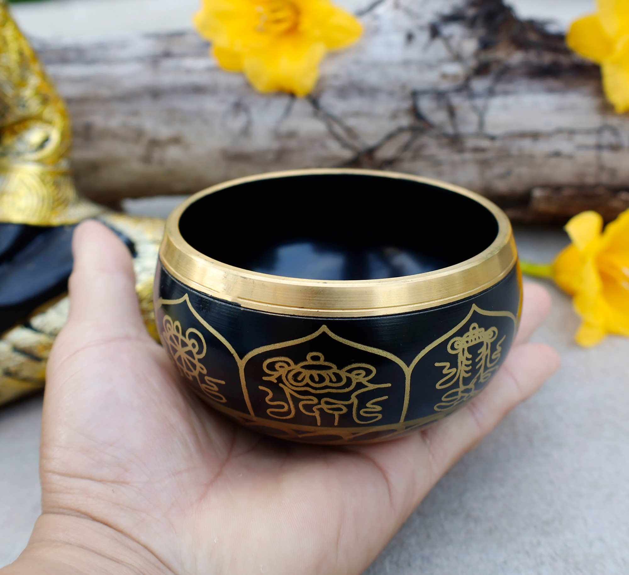 8 Lucky Symbols Tibetan Singing Bowl
